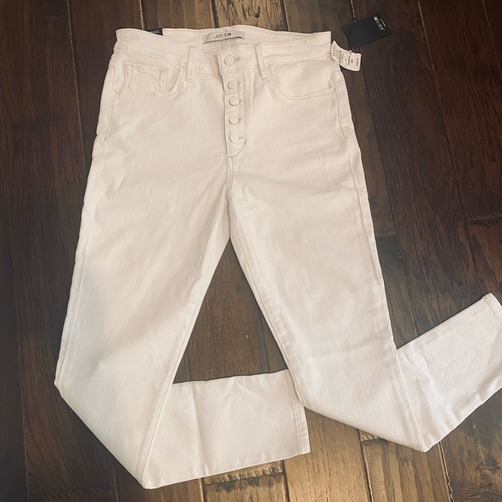 NWT — Joe’s Jeans, Flawless, High Rise Skinny Ankle, Button Fly. Size 29.